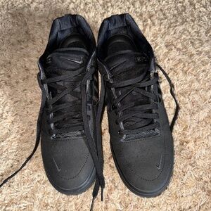 Nike Ishod SIZE 11 Brand new with Box